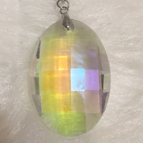 🌹Chloe Iridescent Kaleidoscope Crystal Keychain - Picture 3 of 4